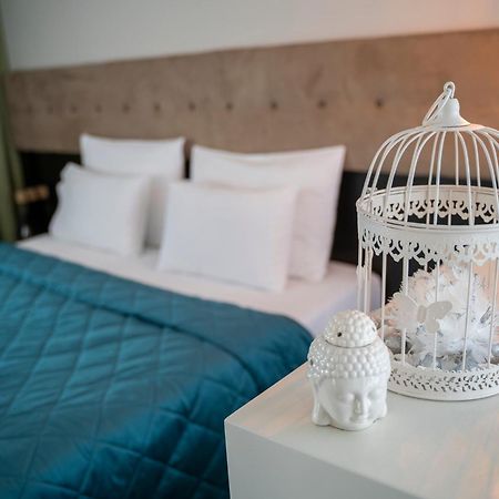Akacija Luxury Suites Belgrad Zimmer foto