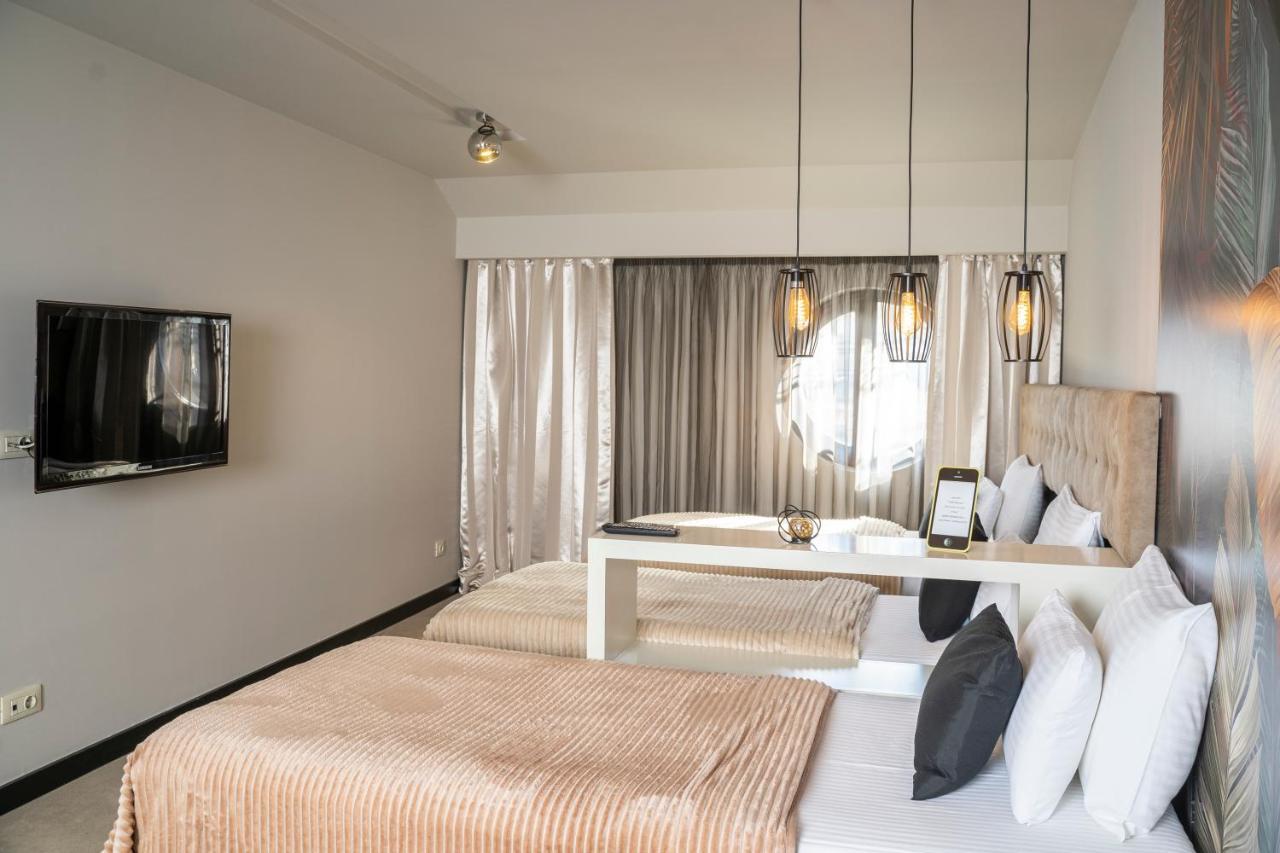 Akacija Luxury Suites Belgrad Exterior foto