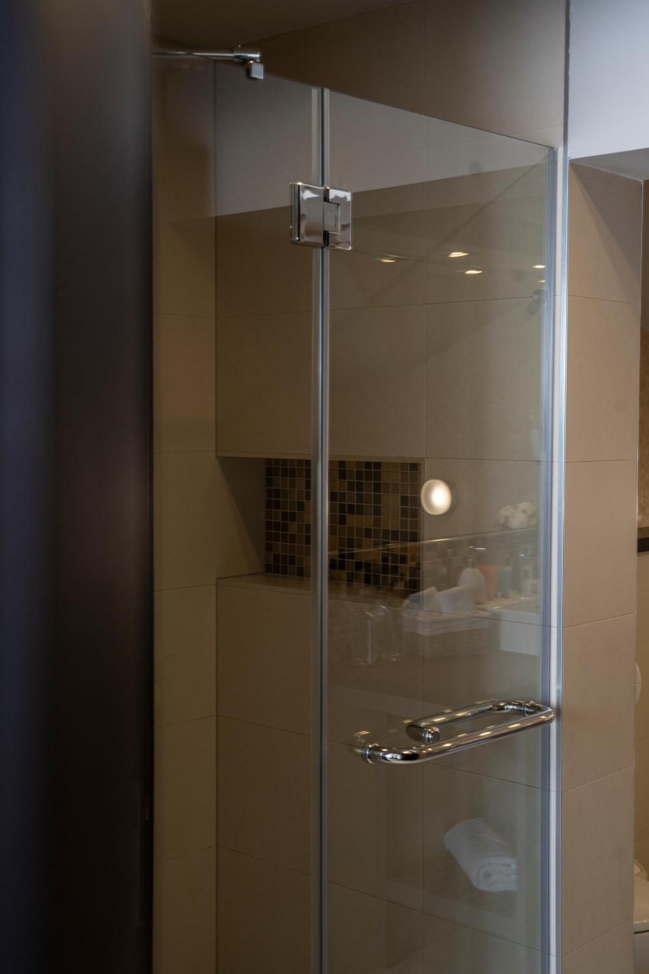 Akacija Luxury Suites Belgrad Zimmer foto